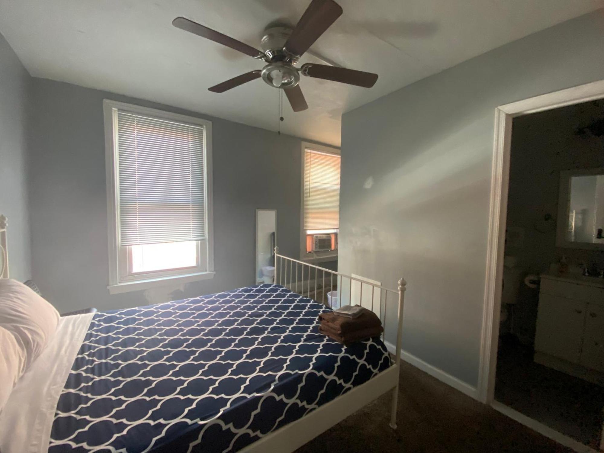 Clover 2900 - Apartment And Rooms With Private Bathroom Near Washington Ave South Philly 필라델피아 객실 사진